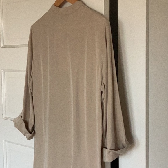 COPY - NWT Monteray Bay Appleseed’s tan loose fitting tunic top 3/4 sleeves siz… - Picture 6 of 13